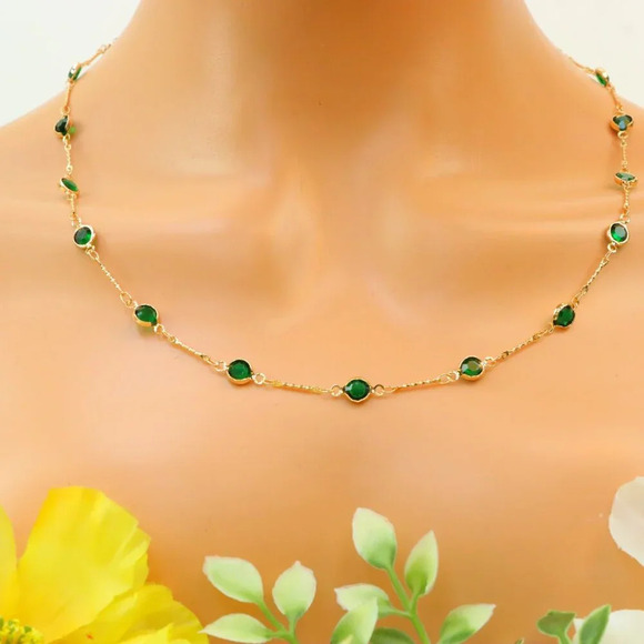 Minimalist Necklace, Sleek & Modern Design, Women’s Fashion, YC110455-N - Picture 2 of 10